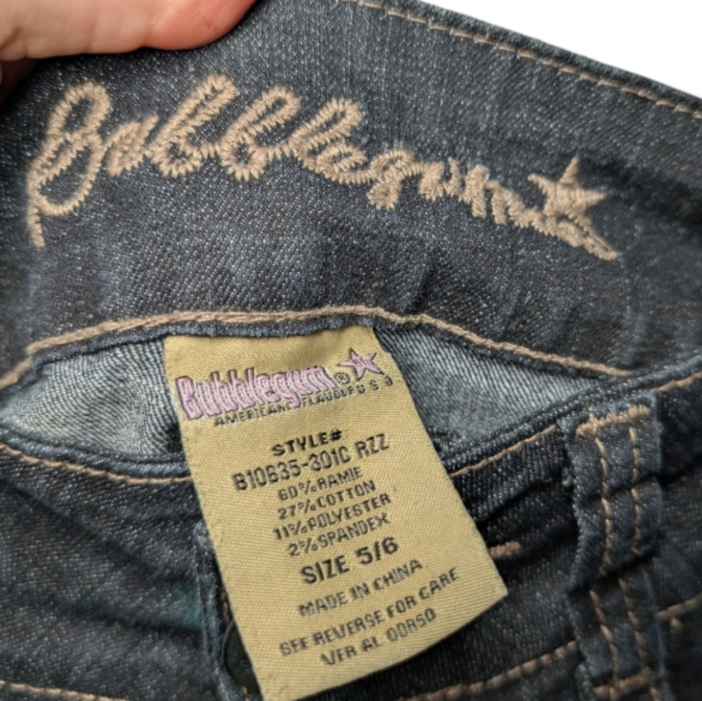 Bubblegum USA Dark Wash Low Rise Jeans Juniors 5 🌟 - Picture 3 of 12